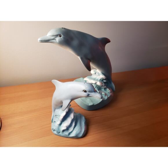 Vintage Pair Of Ceramic Dolphin Statues 1994 Universal Statuary Corp 9” & 7" - Picture 1 of 11